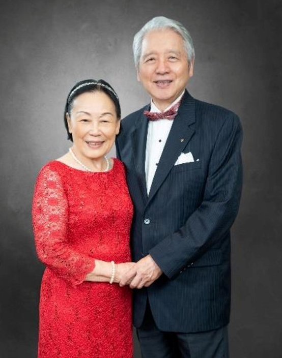 中間照片