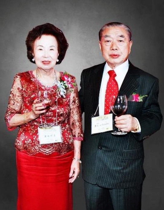 中間照片